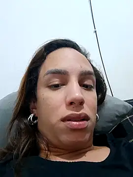 ofjuliaa online show from March 24, 2026, 9:59 pm