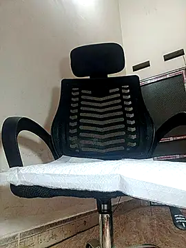 Lyna sexy24 online show from February 24, 2026, 8:31 pm