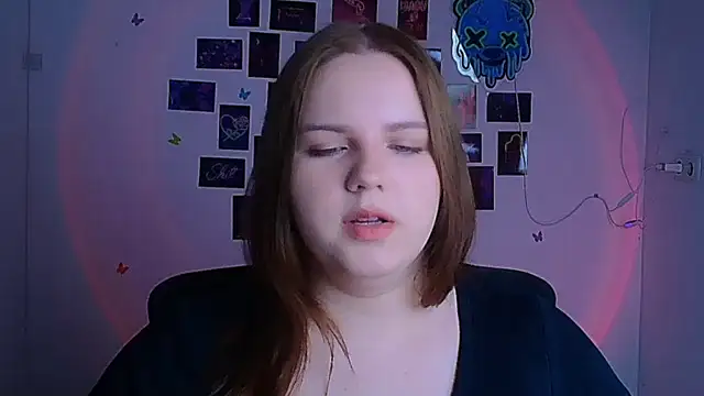 Kitty Mia Kitty online show from April 30, 2026, 5:47 am