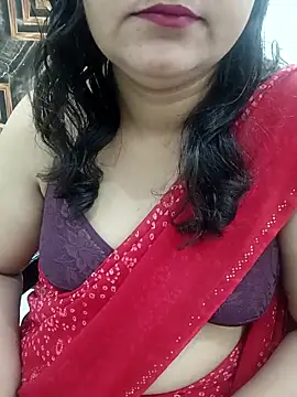 piryasharma005 online show from February 10, 2026, 5:39 am