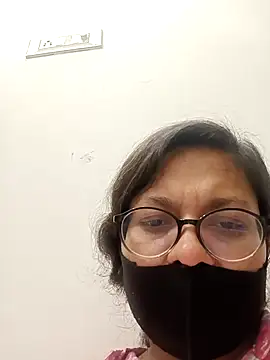 piryasharma005 online show from March 1, 2026, 1:55 pm