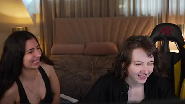 Orly flame online show from March 29, 2026, 2:30 pm