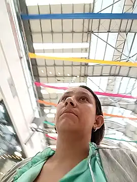 Snapshot of Andry-19 chatting on February 10, 2026, 8:41 pm Andry-19 online show from February 10, 2026, 8:41 pm