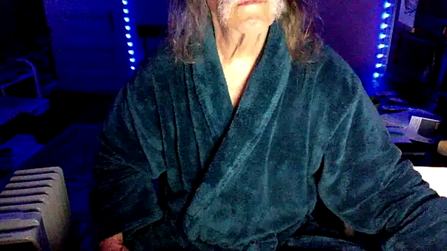 LickYourYoni online show from April 4, 2026, 12:56 pm