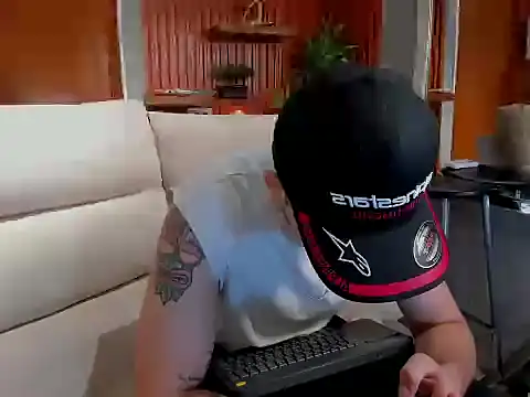 Snapshot of bigjacksonxh chatting on March 21, 2026, 9:19 pm bigjacksonxh online show from March 21, 2026, 9:19 pm