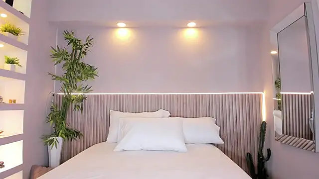 KatheOlson online show from March 15, 2026, 12:56 pm