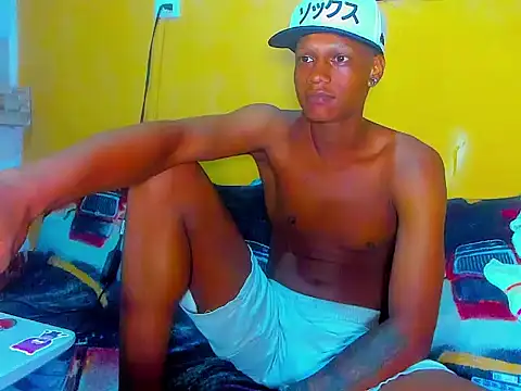 aunstin mohamme online show from April 14, 2026, 11:43 pm