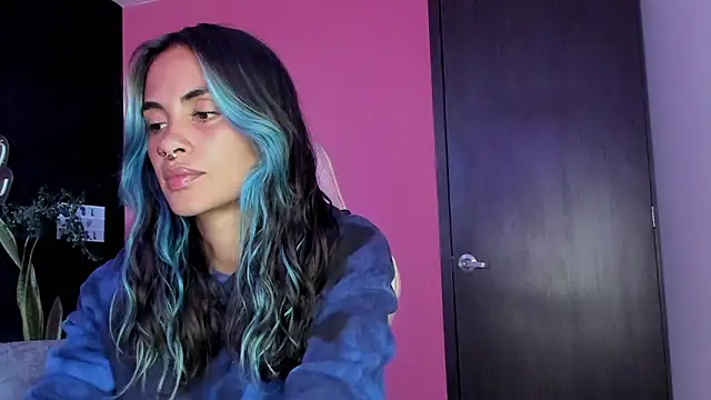 azula lillet online show from February 4, 2026, 10:05 pm