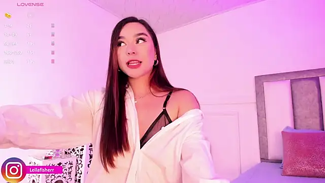 Leilafisherr online show from February 24, 2026, 10:54 pm