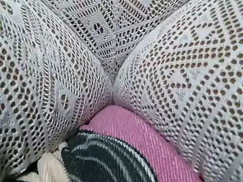 hotcandyxtrem online show from March 3, 2026, 10:17 pm