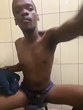 BigAndBeaut online show from March 23, 2026, 8:52 pm