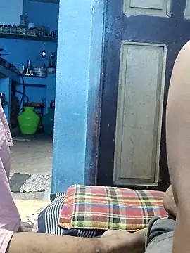 Snapshot of divyasree1431 chatting on February 1, 2026, 7:56 pm divyasree1431 online show from February 1, 2026, 7:56 pm