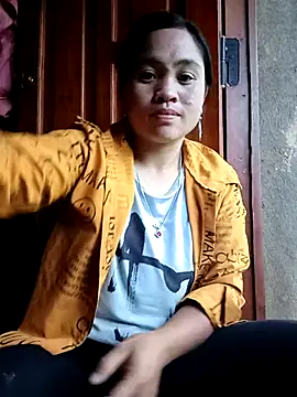 Snapshot of Lyyylina chatting on May 25, 2026, 11:20 am Lyyylina online show from May 25, 2026, 11:20 am