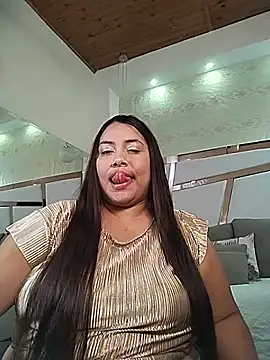 tatikanyx online show from May 18, 2026, 1:05 pm