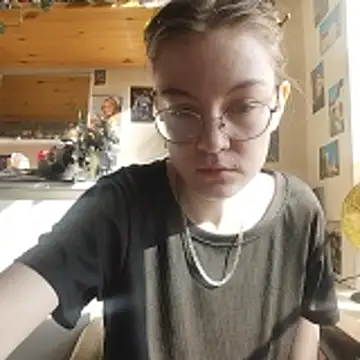 Shy Bamby online show from March 29, 2026, 9:22 am