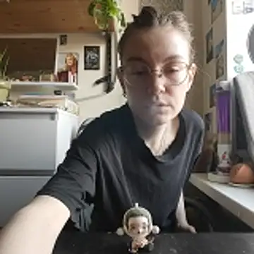 Shy Bamby online show from April 13, 2026, 12:31 pm