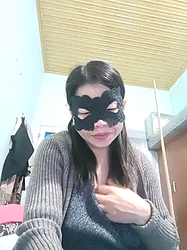 Snapshot of Hana2026 chatting on February 12, 2026, 2:28 pm Hana2026 online show from February 12, 2026, 2:28 pm