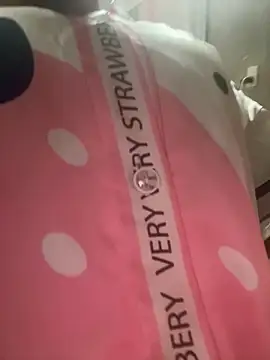 Snapshot of -Violet-t chatting on June 3, 2026, 2:23 am -Violet-t online show from June 3, 2026, 2:23 am
