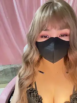 -Violet-t online show from February 12, 2026, 9:53 am