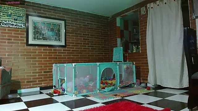 Lia rouse04 online show from March 21, 2026, 9:36 am