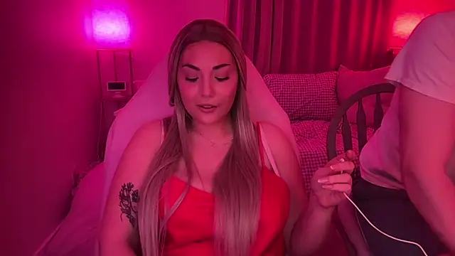 BellaMarieXO online show from February 15, 2026, 1:06 am