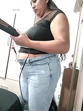 Snapshot of SexyandnaughtyLatinos chatting on June 21, 2026, 8:14 pm SexyandnaughtyLatinos online show from June 21, 2026, 8:14 pm