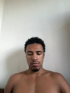 LorenzoBlack27 online show from May 29, 2026, 7:53 pm
