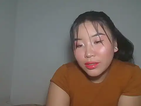 Zyeiii online show from February 8, 2026, 7:39 am