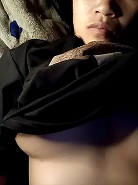 han-camx online show from March 28, 2026, 8:10 pm