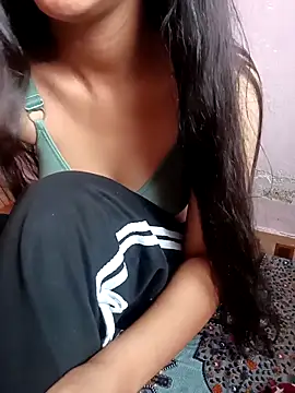 eddy girl online show from April 17, 2026, 5:32 am