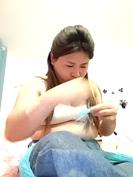 Minaa2x online show from April 23, 2026, 5:36 pm