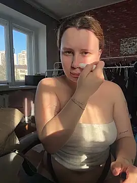 AnnaSeint online show from March 29, 2026, 12:18 pm