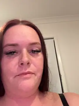 Snapshot of carinabro10 chatting on May 2, 2026, 9:58 am carinabro10 online show from May 2, 2026, 9:58 am