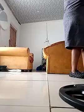 Snapshot of Winterslender chatting on February 9, 2026, 11:41 am Winterslender online show from February 9, 2026, 11:41 am