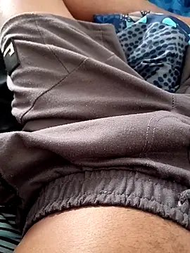 Snapshot of Winterslender chatting on February 6, 2026, 6:09 am Winterslender online show from February 6, 2026, 6:09 am