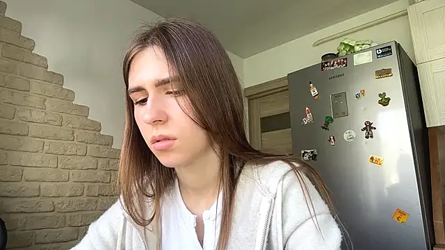 ElsieKuhlmann online show from April 19, 2026, 8:04 am