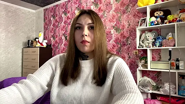 TraciBallena online show from February 23, 2026, 9:10 am