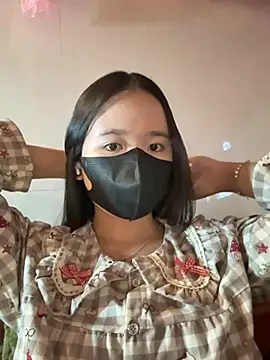 Gwen879 online show from January 19, 2026, 12:36 am