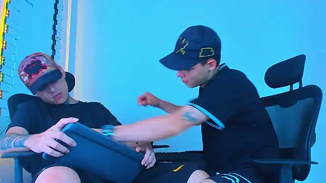 Thomas-Wil online show from February 25, 2026, 3:34 pm