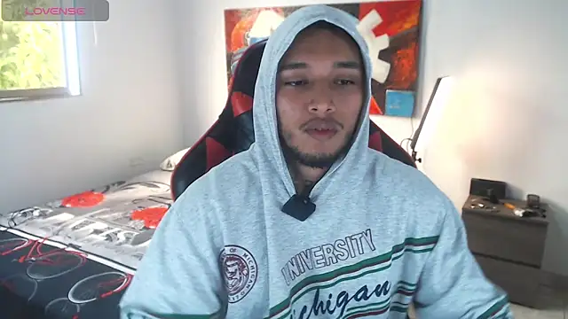 EvanVelvet online show from February 26, 2026, 1:44 pm