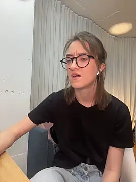 Persephone Kore online show from March 8, 2026, 4:21 pm