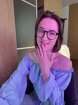 Snapshot of Persephone_Kore chatting on May 7, 2026, 4:21 pm Persephone Kore online show from May 7, 2026, 4:21 pm