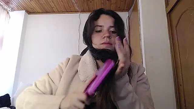 Shanel Lozano online show from February 13, 2026, 7:36 pm