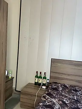 HotNeha08 online show from April 18, 2026, 8:27 am