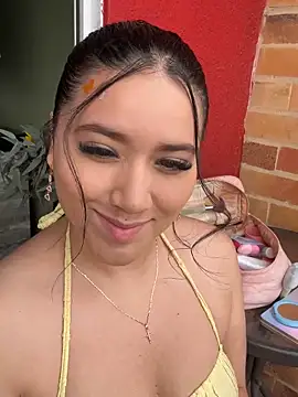 Veronica Wins  online show from April 9, 2026, 5:08 pm