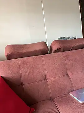 Veronica Wins  online show from February 2, 2026, 6:29 pm