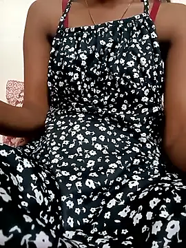 Cute Riyaa22 online show from March 13, 2026, 10:31 am