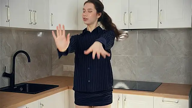 MargeLefevers online show from January 13, 2026, 6:39 am