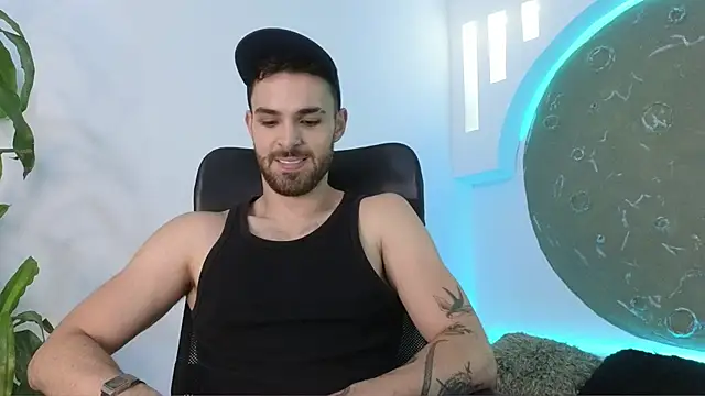 Apolo lux1 online show from January 31, 2026, 8:40 pm