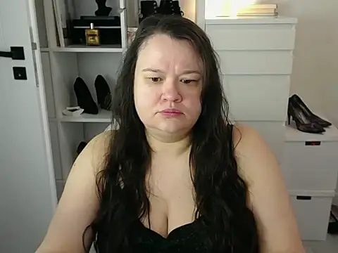 HollyDanceSoul online show from March 29, 2026, 6:37 am